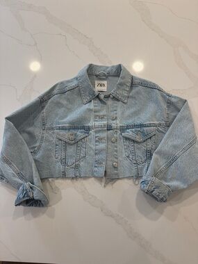 ZARA Light Wash Cropped Denim Jacket